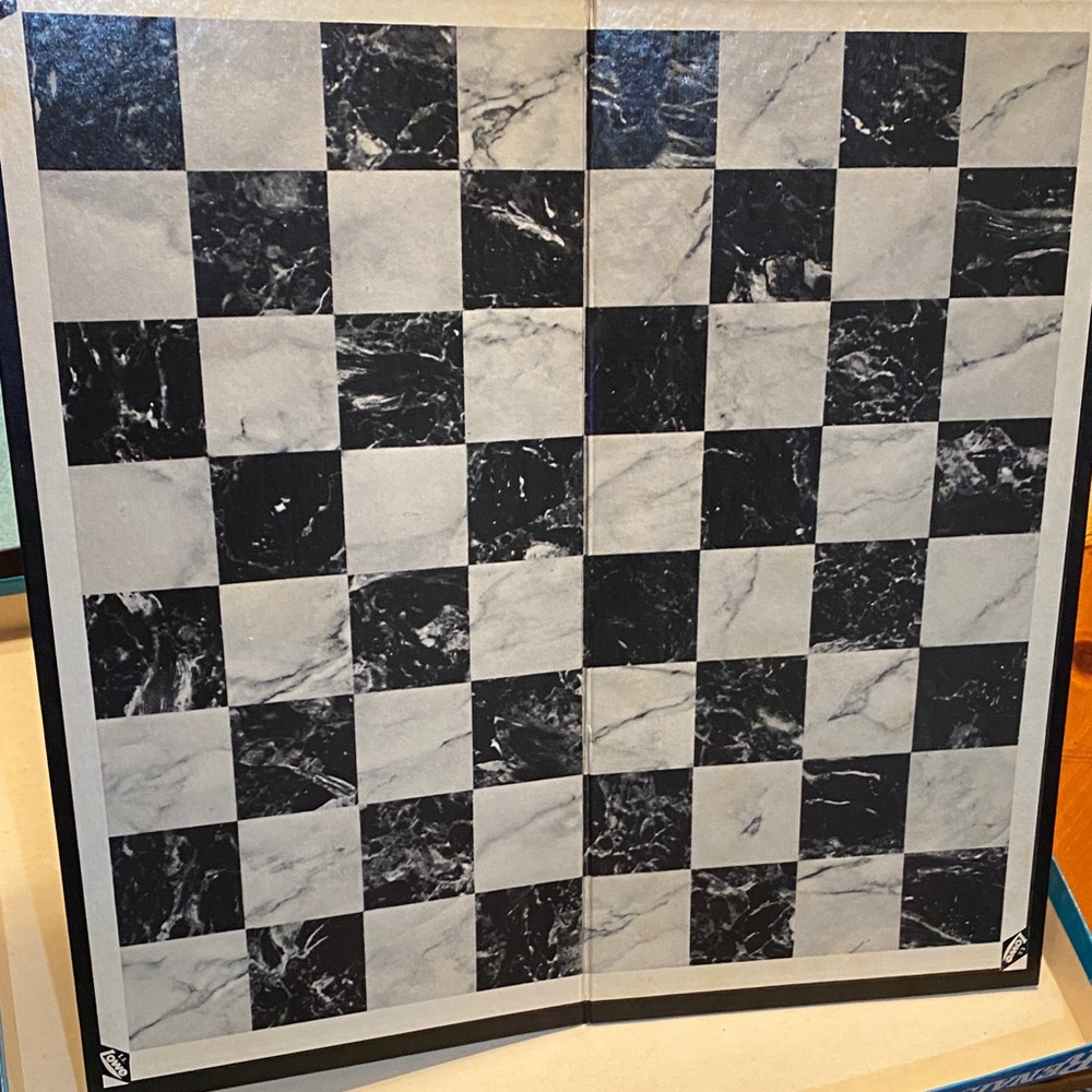 Vintage Renaissance 1950s Classic Chessmen Game with B/W Board Original Box EUC - Picture 6 of 16